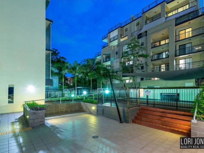 Indooroopilly , QLD 4068 Australia