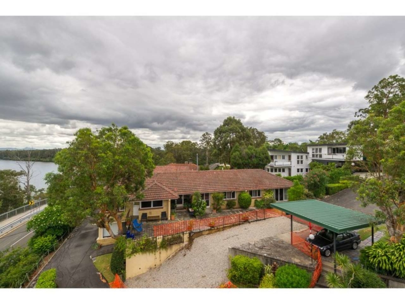 133 - 139 The Esplanade , St Lucia, QLD  4067 Australia