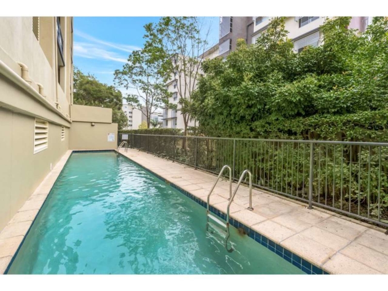 14/11  Grosvenor Road , Indooroopilly , QLD 4068 Australia