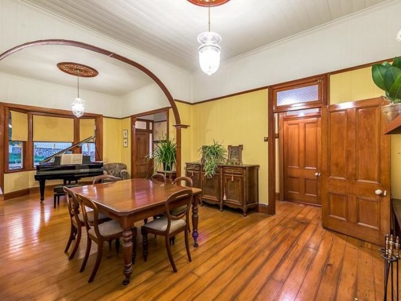 20  Davall Street , Taringa, QLD 4068 Australia