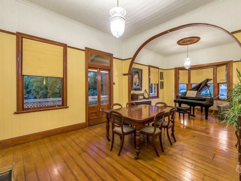 20  Davall Street , Taringa, QLD 4068 Australia