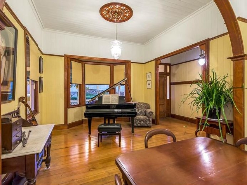 20  Davall Street , Taringa, QLD 4068 Australia