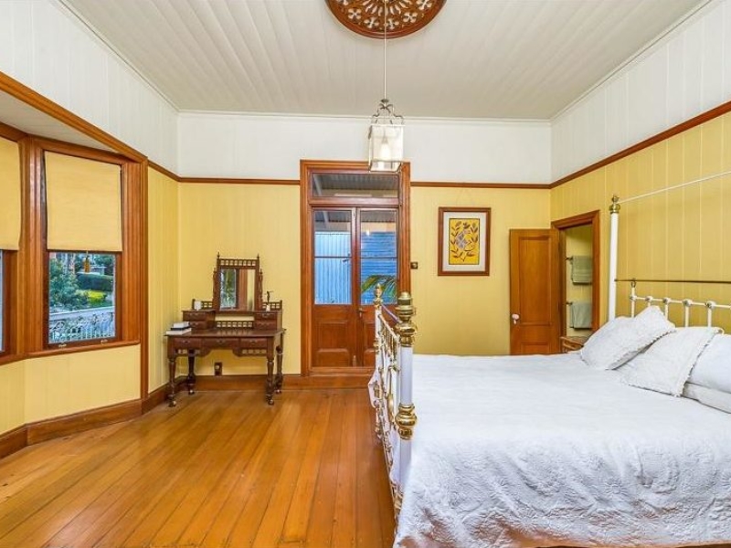 20  Davall Street , Taringa, QLD 4068 Australia