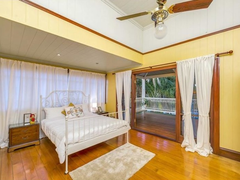20  Davall Street , Taringa, QLD 4068 Australia