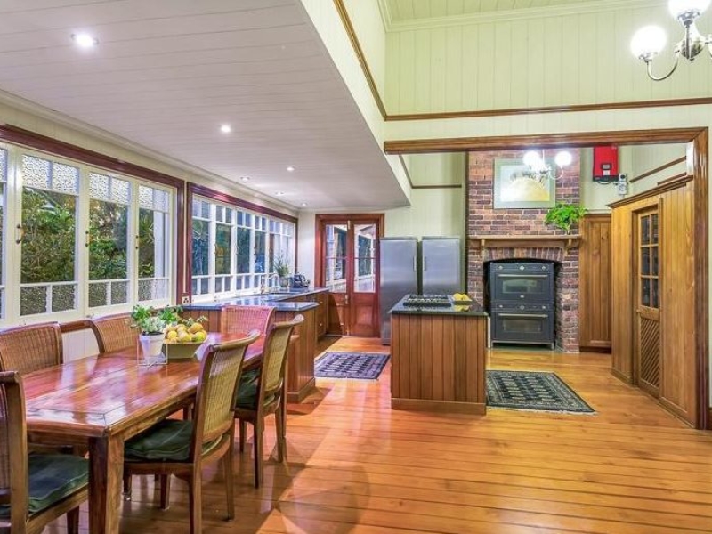 20  Davall Street , Taringa, QLD 4068 Australia