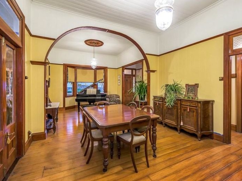 20  Davall Street , Taringa, QLD 4068 Australia