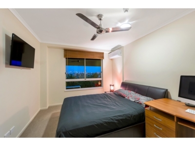 Taringa , QLD 4068 Australia
