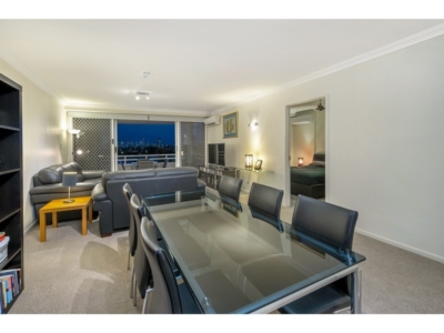 Taringa , QLD 4068 Australia
