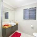 25  Manchester Terrace , Taringa , QLD 4068 Australia