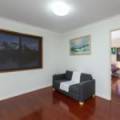 25  Manchester Terrace , Taringa , QLD 4068 Australia