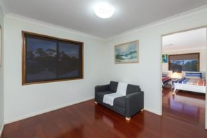 25  Manchester Terrace , Taringa , QLD 4068 Australia