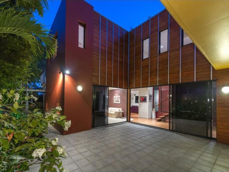 Indooroopilly , QLD  4068 Australia
