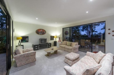 Indooroopilly , QLD  4068 Australia