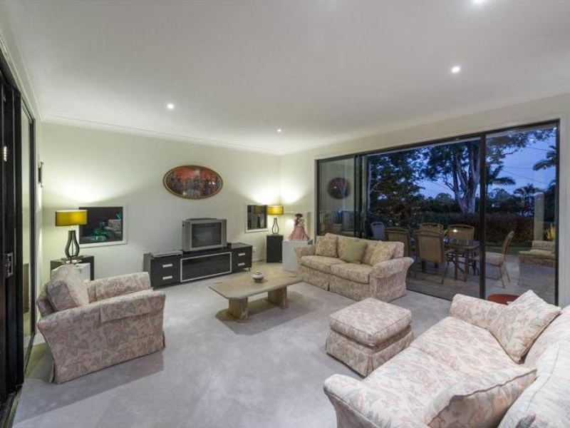 Indooroopilly , QLD  4068 Australia