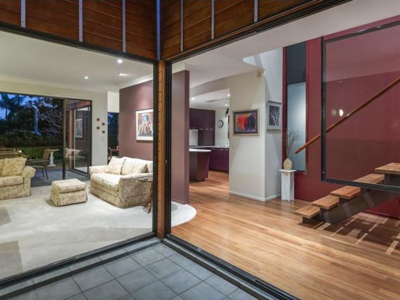Indooroopilly , QLD  4068 Australia