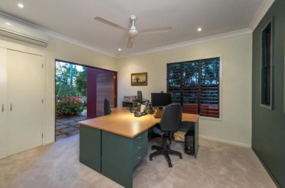 Indooroopilly , QLD  4068 Australia