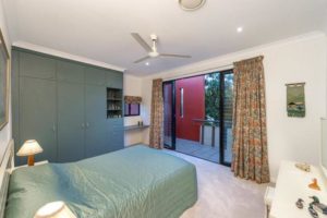 Indooroopilly , QLD  4068 Australia