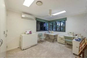 Indooroopilly , QLD  4068 Australia