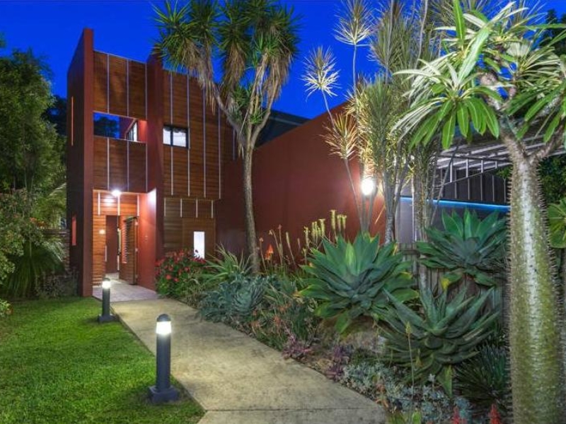 Indooroopilly , QLD  4068 Australia