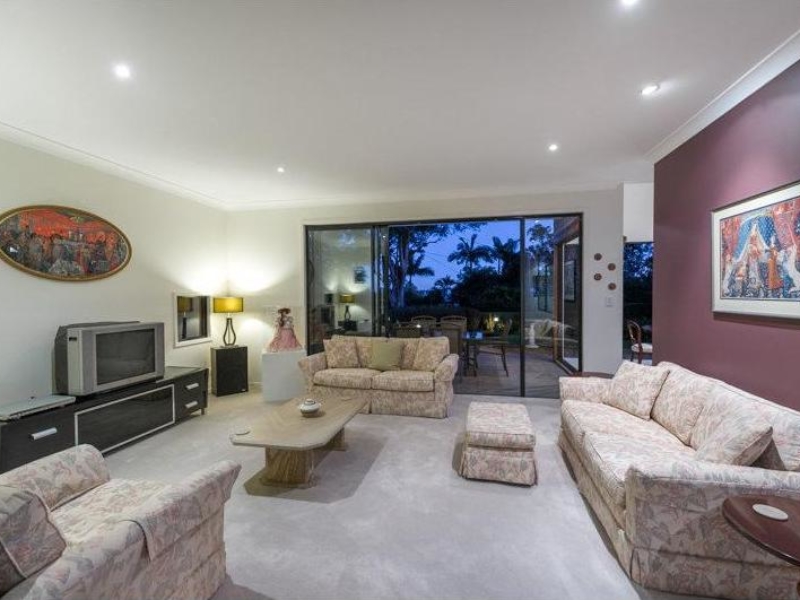 Indooroopilly , QLD  4068 Australia