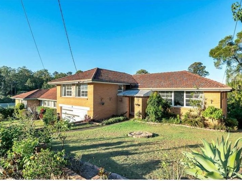 8  Bowaga Street , Indooroopilly, QLD 4068 Australia