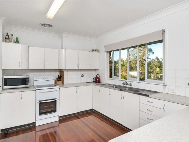 8  Bowaga Street , Indooroopilly, QLD 4068 Australia