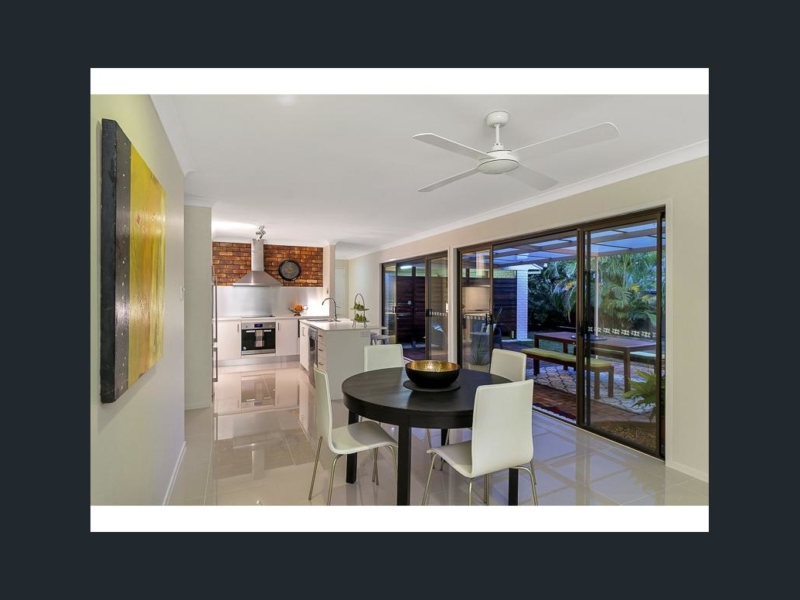 91 Raeside Street , Westlake, QLD 4074 Australia