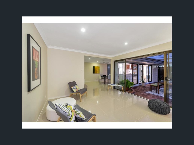 91 Raeside Street , Westlake, QLD 4074 Australia