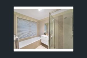 91 Raeside Street , Westlake, QLD 4074 Australia