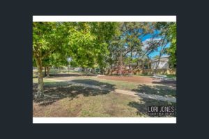 2/39 Raven Street , St Lucia , QLD  4068 Australia