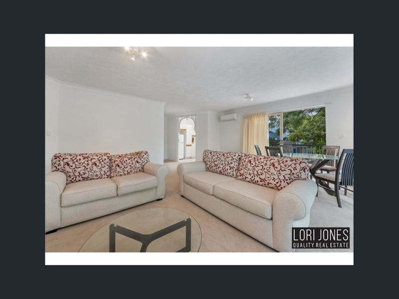 2/39 Raven Street , St Lucia , QLD  4068 Australia