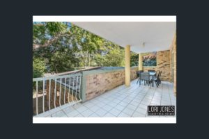 2/39 Raven Street , St Lucia , QLD  4068 Australia