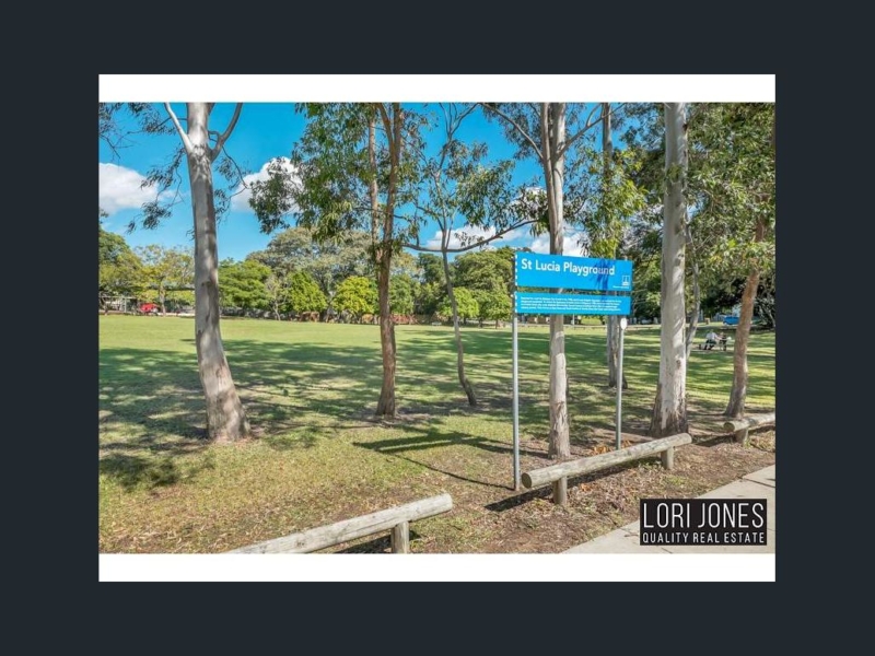 2/39 Raven Street , St Lucia , QLD  4068 Australia