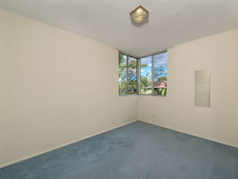 5  /82 Macquarie Street, St Lucia , QLD  4067 Australia