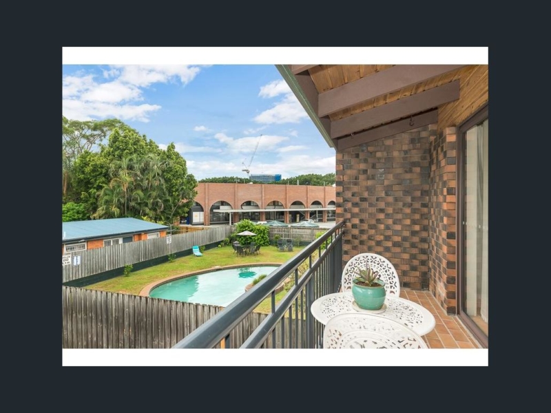 7/25  Bayliss Street , Toowong , QLD 4066 Australia