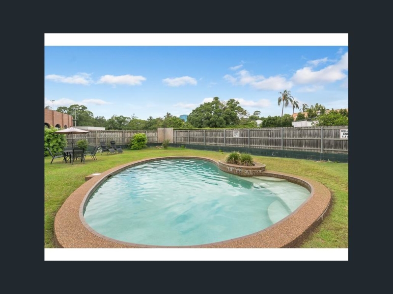 7/25  Bayliss Street , Toowong , QLD 4066 Australia
