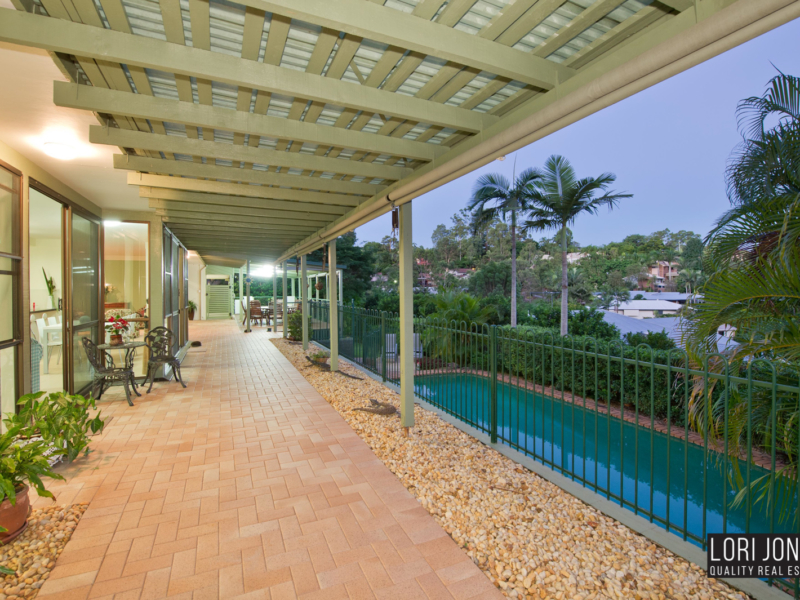 86 Carinya Street, Indooroopilly, QLD 4068 Australia