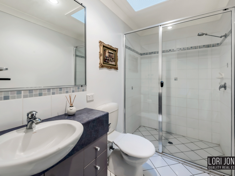 2/117 Miskin Street, Toowong, QLD 4066