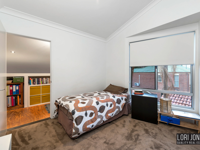 1/22 Rennie Street, Indooroopilly, QLD 4068 Australia