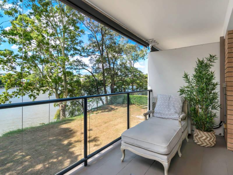 4/136 Macquarie Street, ST LUCIA, QLD 4067 Australia