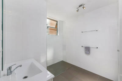 4/136 Macquarie Street, ST LUCIA, QLD 4067 Australia