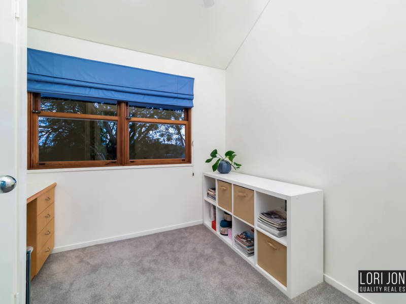 77 Goldieslie Road, Indooroopilly, Queensland 4068 Australia