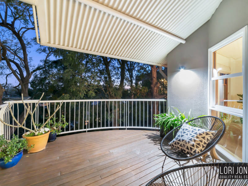 77 Goldieslie Road, Indooroopilly, Queensland 4068 Australia
